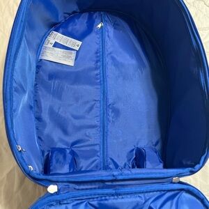 Spiderman marvel roll on suitcase.